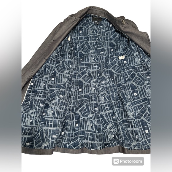 Banana Republic made of Italian Fabric Trench size Medium *Pre-owned* - Picture 3 of 6